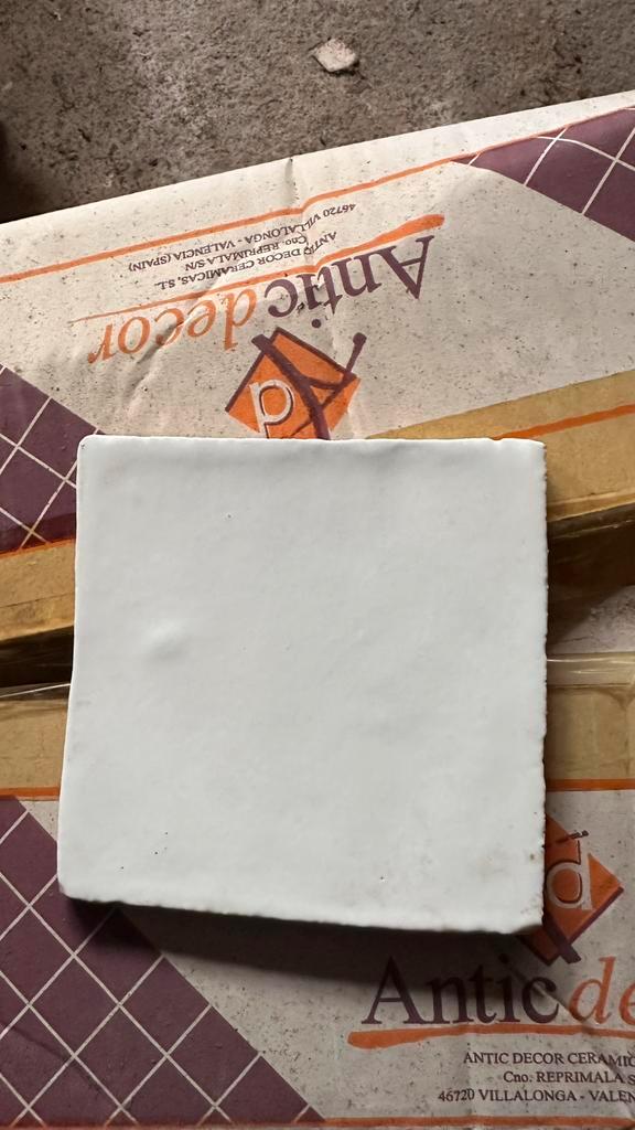 Witjes, tegels 15x 15 cm, Doe-het-zelf en Verbouw, Tegels, Zo goed als nieuw, Wandtegels, Keramiek, Minder dan 20 cm, Minder dan 5 m²