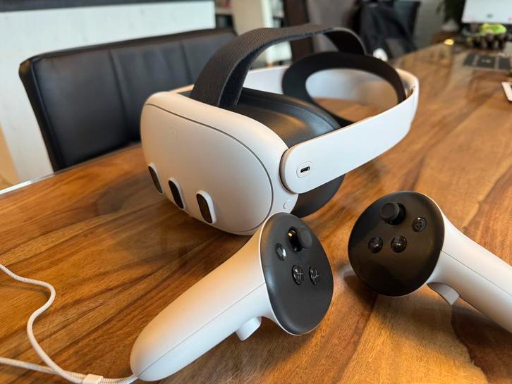 Meta Quest 3 512GB + Elite Strap + Fit Kit, Spelcomputers en Games, Virtual Reality, Zo goed als nieuw, Overige platformen, Ophalen of Verzenden