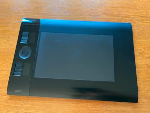 Wacom Intuos PTK-640, Computers en Software, Tekentablets, Gebruikt, Bedraad, Ophalen