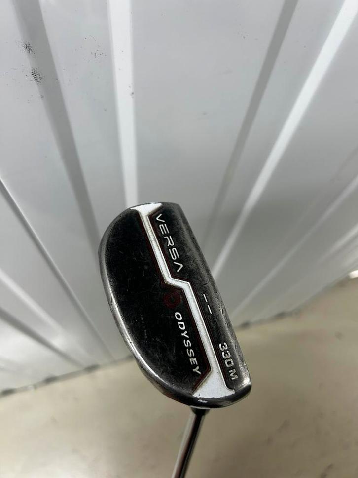 Odyssey versa 330m 34inch putter, Sport en Fitness, Golf, Gebruikt, Club, Overige merken, Ophalen of Verzenden