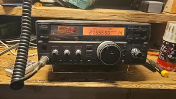 icom ic-728 hf transceiver beschikbaar voor biedingen