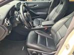Mercedes CLA-klasse 180 Prestige|AMG Line|Pano|Leder|Camera, Voorwielaandrijving, Gebruikt, 4 cilinders, Handgeschakeld