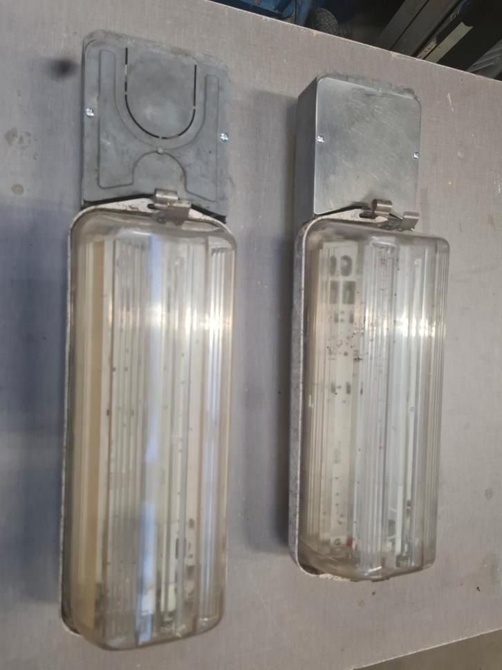 philips buitenlamp, stallamp, schuurlamp straatlamp, Tuin en Terras, Buitenverlichting, Wandlamp, Aluminium, Minder dan 50 watt