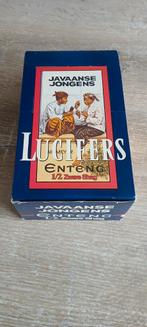 Javaanse jongens lucifers display doos met 47 luciferdoosjes, Verzamelen, Ophalen of Verzenden, Zo goed als nieuw, Luciferdoosjes of -merken