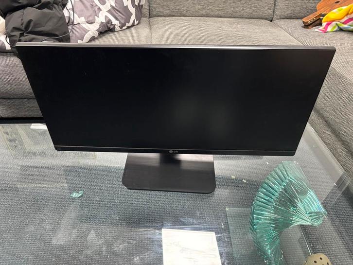 LG UltraWide IPS-monitor verstelbaar, Computers en Software, Monitoren, Zo goed als nieuw, 61 t/m 100 Hz, Ultrawide, IPS, Ophalen