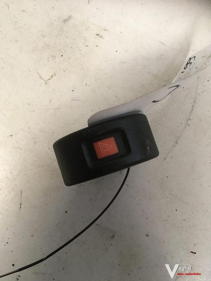 Opel Astra G 1999 Alarmlichtschakelaar, Auto-onderdelen, Dashboard en Schakelaars, Gebruikt, Ophalen of Verzenden
