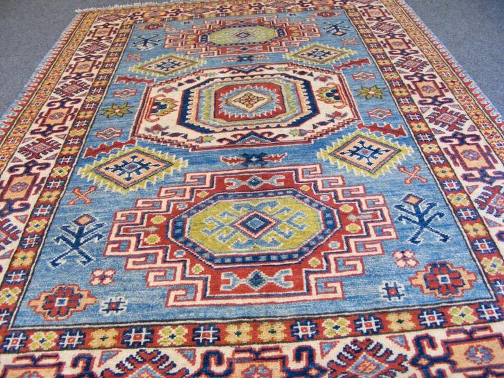 Handgeknoopt Oosters Tapijt Kazak super Maat:1.23X1.84.m, Huis en Inrichting, Stoffering | Tapijten en Kleden, Nieuw, 100 tot 150 cm