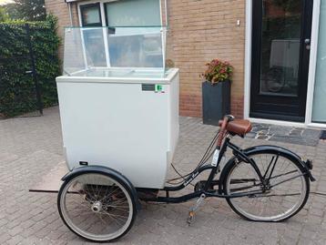 Ijskar ijsbakfiets schepijsvitrine johnny loco ijscokar beschikbaar voor biedingen