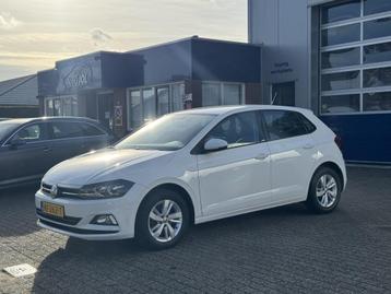 Volkswagen Polo 1.0 TSI Comfortline | Cruise control | navig beschikbaar voor biedingen
