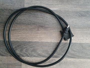 HDMI Displayport kabel beschikbaar voor biedingen