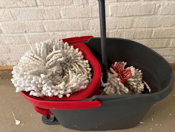 Dweilemmer met Mop vileda beschikbaar voor biedingen