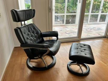 ZGAN Stressless stoel met voetenbank. beschikbaar voor biedingen