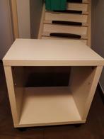 Ikea kast, Huis en Inrichting, Slaapkamer | Nachtkastjes, Ophalen, Minder dan 45 cm
