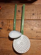 2 reseda groene emaille lepels, Antiek en Kunst, Antiek | Emaille, Ophalen of Verzenden