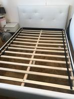 Twee persoons bed, Huis en Inrichting, Slaapkamer | Bedden, 190 cm of minder, Overige materialen, Overige maten, Wit
