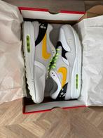 Nike air max 1 Daisy maat 45,5, Kleding | Heren, Schoenen, Ophalen of Verzenden, Nieuw, Overige kleuren, Sneakers of Gympen