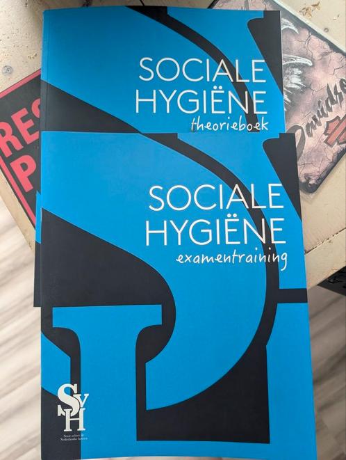 Sociale hygiëne SVH theorieboek plus examen training, Boeken, Studieboeken en Cursussen, Zo goed als nieuw, Beta, Ophalen of Verzenden