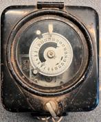 Siemens oude schakelklok met elektrische opwinding, Antiek en Kunst, Antiek | Klokken, Ophalen of Verzenden