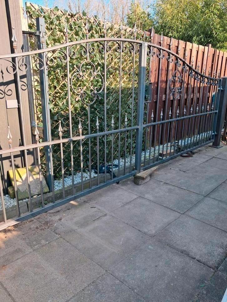 Sierpoort 540cm Breed 165cm hoog! Zeer goede staat Tuinpoort, Tuin en Terras, Tuinpoorten, Zo goed als nieuw, Draaipoort, IJzer