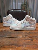Air Jordan 1 Mid 'Pink Wash' Size 37,5, Kleding | Dames, Schoenen, Nike, Ophalen of Verzenden, Sneakers of Gympen, Roze