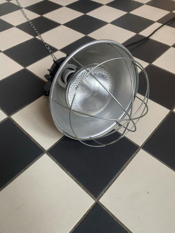 Warmtelamp voor kuikens/kippen, Dieren en Toebehoren, Pluimvee | Toebehoren, Gebruikt, Overige typen, Ophalen