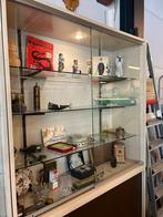 3 vitrinekasten groot en hoog vintage, Huis en Inrichting, Kasten | Vitrinekasten, Ophalen, Gebruikt, 25 tot 50 cm, Minder dan 100 cm