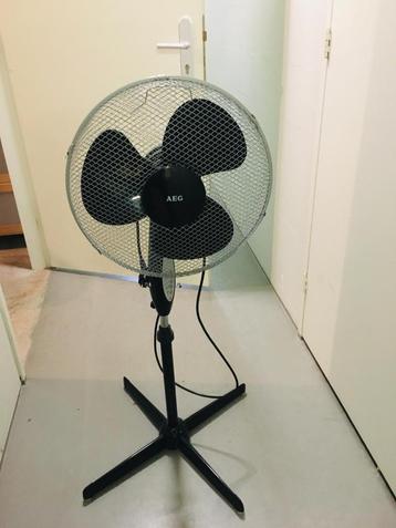 AEG vloerventilator met opties (z.g.a.n.) beschikbaar voor biedingen