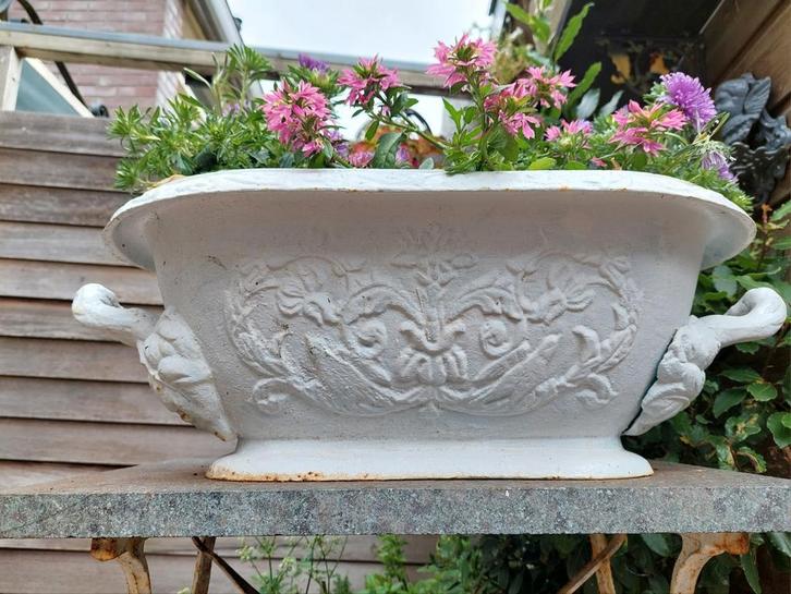 XXL Jardinière gietijzer van 70 !!!! cm lang loeizwaar, Tuin en Terras, Tuinvazen, Gebruikt, Ophalen of Verzenden