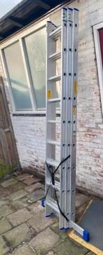 Uitschuifbare trap - Ladder, Ophalen, Gebruikt, Ladder, Opvouwbaar of Inschuifbaar