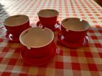 Servies rood kop&schotel 4x Tisanière  samen:, Huis en Inrichting, Keuken | Servies, Ophalen of Verzenden, Overige stijlen, Kop(pen) en/of Schotel(s)