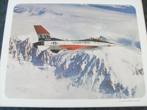 Originele foto van F-16 Air combat Fighter, General Dynamics, Verzamelen, Militaria | Algemeen, Luchtmacht, Foto of Poster, Nederland