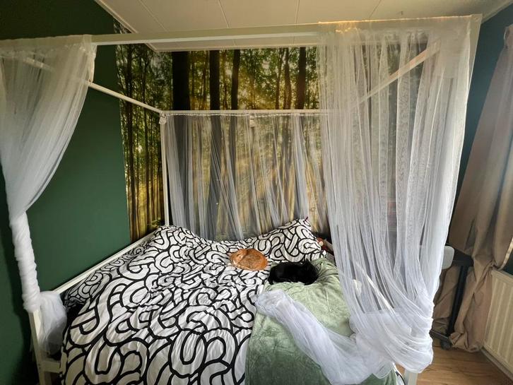 Hemelbed Vitarna, bed incl matras 140x200, Huis en Inrichting, Slaapkamer | Bedden, Zo goed als nieuw, Tweepersoons, 140 cm, 200 cm
