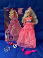 Barbie 3-looks Barbie 1994, Kinderen en Baby's, Speelgoed | Poppen, Ophalen of Verzenden, Zo goed als nieuw, Barbie