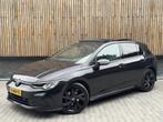 Volkswagen Golf 1.5 eTSI R-Line Automaat | Panoramadak | LED, 65 €/maand, Electronic Stability Program (ESP), 4 cilinders, 150 pk