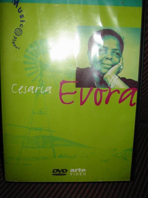 Cesaria Evora Concert in Bataclan 1995 + Extra's Or. DVD, Cd's en Dvd's, Dvd's | Muziek en Concerten, Nieuw in verpakking, Alle leeftijden