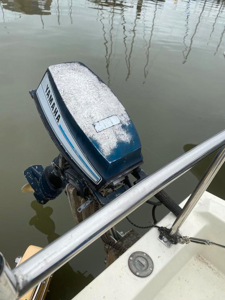 Buitenboordmotor 8pk 2tak 2 cilinder, Watersport en Boten, Bootonderdelen, Gebruikt, Motor en Techniek, Zeilboot of Motorboot