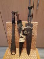 3 afrikaanse messen dolken zwaarden congo afrika, Ophalen of Verzenden, Gebruikt