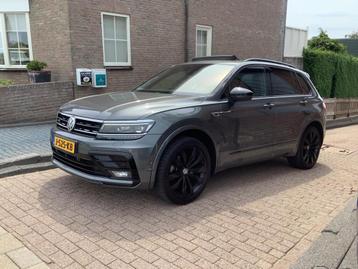 Volkswagen Tiguan 2.0 TSI 4Motion Highline Business R 300 pk beschikbaar voor biedingen