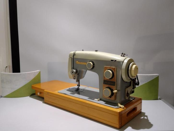 Zig Zag Naaimachine Naumann, Hobby en Vrije tijd, Naaimachines en Toebehoren, Zo goed als nieuw, Naaimachine, Overige merken, Ophalen of Verzenden