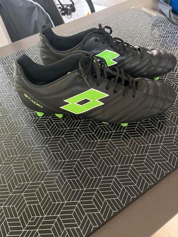 Lotto voetbalschoenen - Zo goed als nieuw! beschikbaar voor biedingen