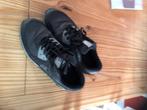 Schoenen, Verzenden, Gedragen, Zwart, Sneakers of Gympen