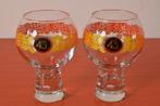 Set van 2 Licor 43 / Cuarenta Y Tres Mozaïek glazen met voet, Huis en Inrichting, Keuken | Servies, Glas, Overige stijlen, Glas of Glazen