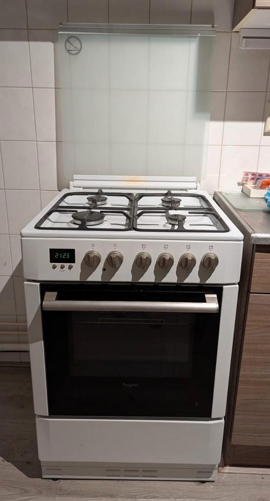 Prima gasfornuis met oven - Schoonmaak nodig, Witgoed en Apparatuur, Fornuizen, Gebruikt, Vrijstaand, Gas, 4 kookzones, 85 tot 90 cm