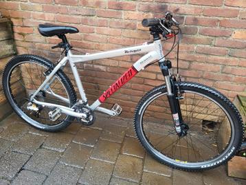 Mooie Specialized Rockhopper 19" Deore LX/rockshox etc  beschikbaar voor biedingen