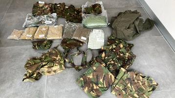 Partij Defensie kleding beschikbaar voor biedingen