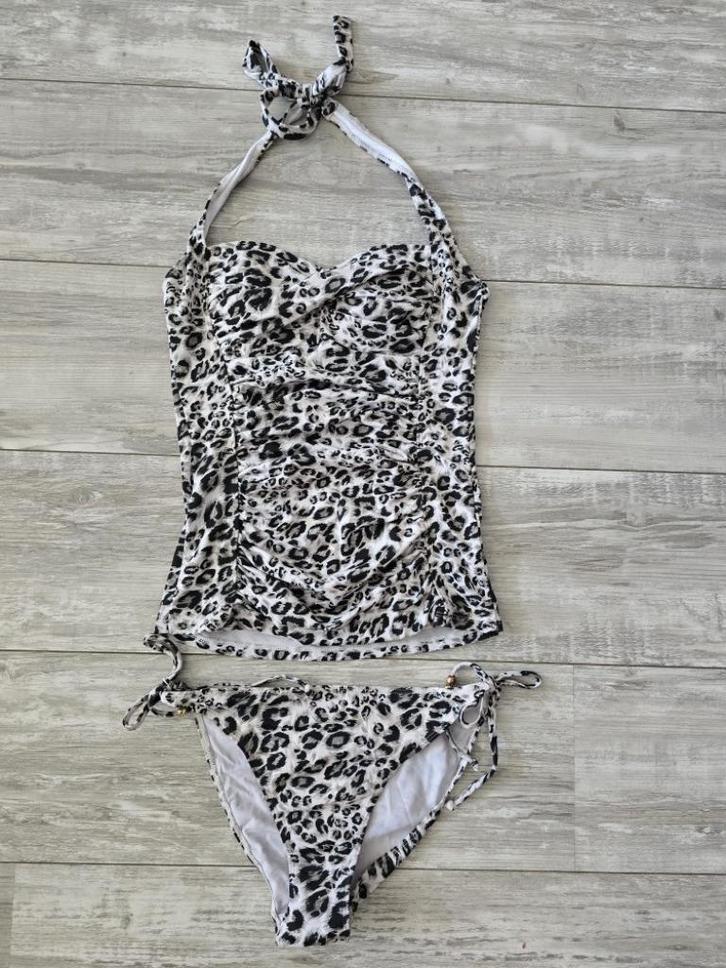 @ Leopard Bikini Set - Zo Goed Als Nieuw! Hunkermoller, Kleding | Dames, Badmode en Zwemkleding, Zo goed als nieuw, Bikini, Zwart