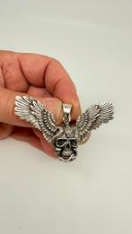 Zwaar zilveren hanger van een doodskop met vleugels., Sieraden, Tassen en Uiterlijk, Kettinghangers, Ophalen of Verzenden, Nieuw