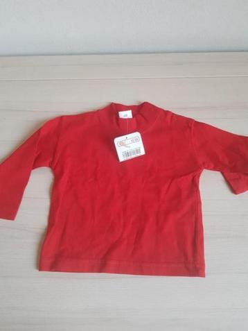 Rood shirtje maat 62/68 C&A  beschikbaar voor biedingen