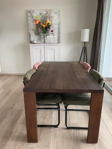 Eettafel rechthoek bruin beschikbaar voor biedingen