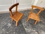 2 Leuke hardhouten kinderstoeltjes - Opknapper, Ophalen of Verzenden, Gebruikt, Gebruiksvoorwerp